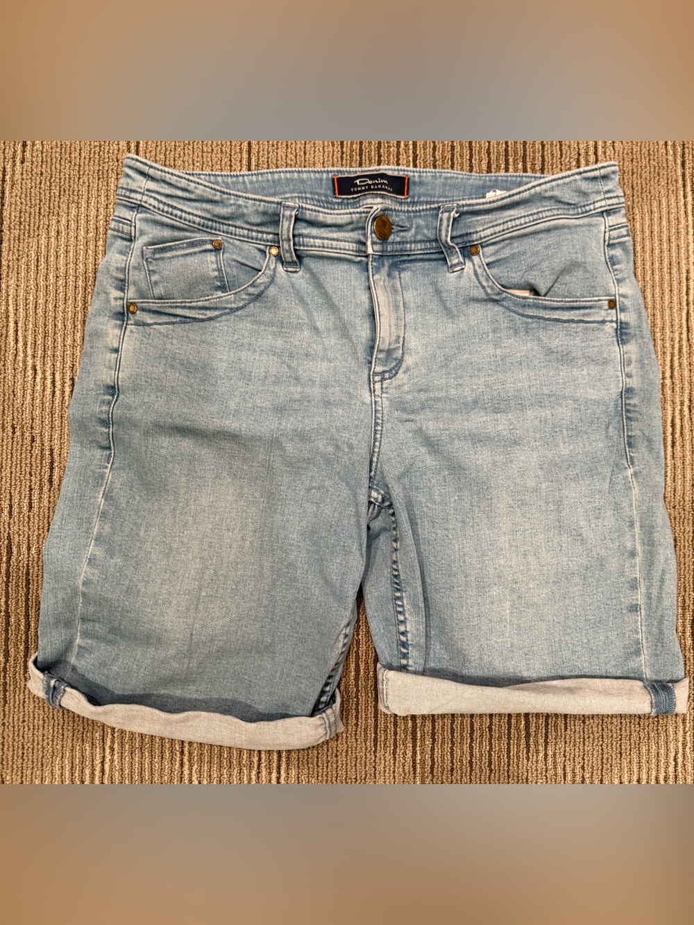 Tommy Bahama Light Wash Denim Boyfriend Shorts
